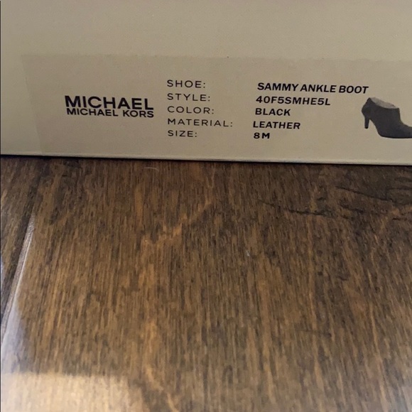 Michael Kors heels - Picture 8 of 9